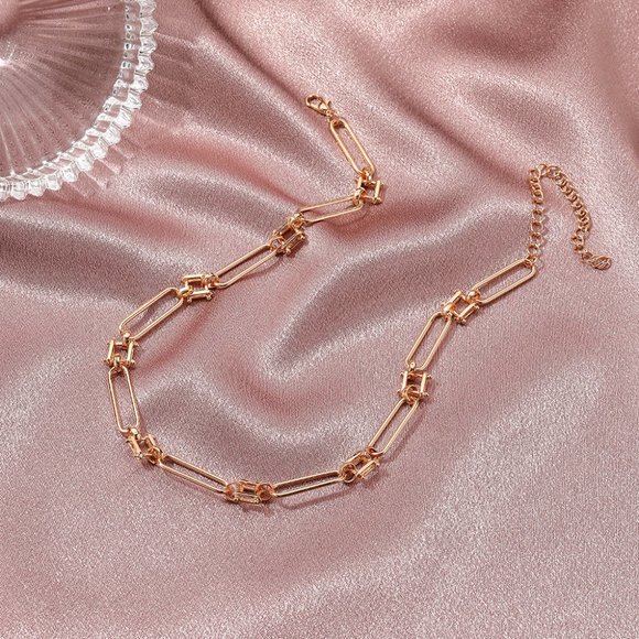 Golden Chain Minimalist Necklace - Picture 7 of 7